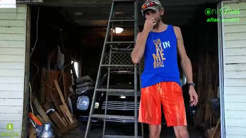 Snapshot of allan_arod chatting on September 2025 08:09:01 PM Allan arod online show from September 2025 08:09:01 PM