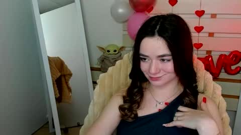 Snapshot of allana_dream chatting on February 2025 01:19:02 PM Allana online show from February 2025 01:19:02 PM