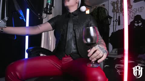 Snapshot of allanhurtss chatting on December 2024 03:37:01 PM online show from December 2024 03:37:01 PM