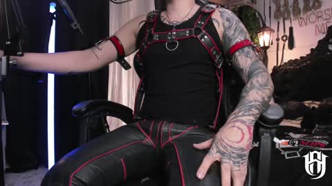 Snapshot of allanhurtss chatting on January 2025 06:12:02 PM online show from January 2025 06:12:02 PM