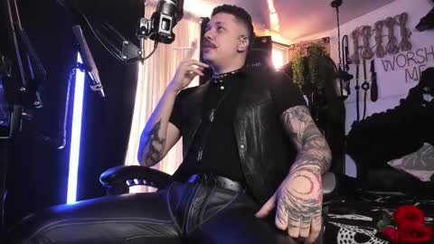 Snapshot of allanhurtss chatting on February 2025 06:27:02 PM online show from February 2025 06:27:02 PM