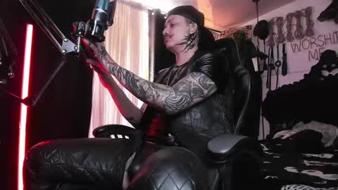 Snapshot of allanhurtss chatting on March 2025 05:13:02 PM online show from March 2025 05:13:02 PM