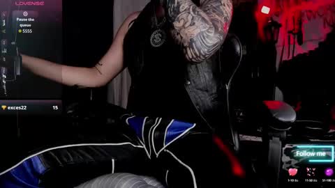 Snapshot of allanhurtss chatting on October 2025 01:30:01 PM online show from October 2025 01:30:01 PM