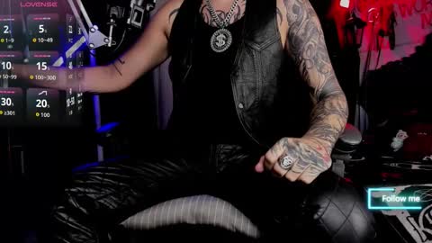 Snapshot of allanhurtss chatting on October 2025 11:57:01 PM online show from October 2025 11:57:01 PM