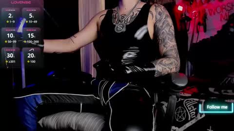 Snapshot of allanhurtss chatting on October 2025 04:58:01 PM online show from October 2025 04:58:01 PM