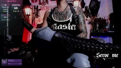 Snapshot of allanhurtss chatting on February 2026 04:04:02 PM online show from February 2026 04:04:02 PM