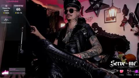 Snapshot of allanhurtss chatting on March 2026 07:29:01 PM online show from March 2026 07:29:01 PM