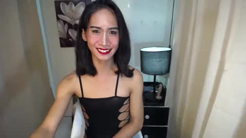 Snapshot of allday_mistress chatting on January 2025 01:24:02 PM trina online show from January 2025 01:24:02 PM