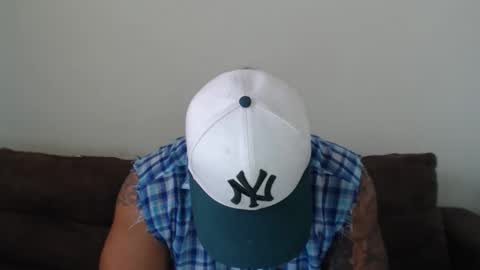 allen_ferrer10 online show from May 2026 03:52:01 PM