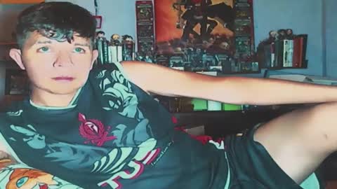 Snapshot of allex14141414xd chatting on December 2025 10:21:02 AM allex14141414xd online show from December 2025 10:21:02 AM