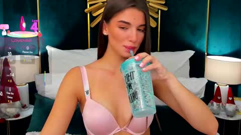 Snapshot of allexag chatting on December 2025 06:41:02 AM Lexi online show from December 2025 06:41:02 AM