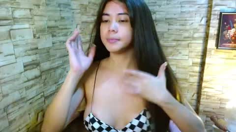 Lavinia  online show from April 2026 05:30:01 PM