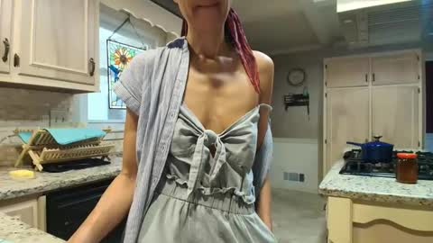 wishlist on bio online show from April 2026 05:48:02 PM