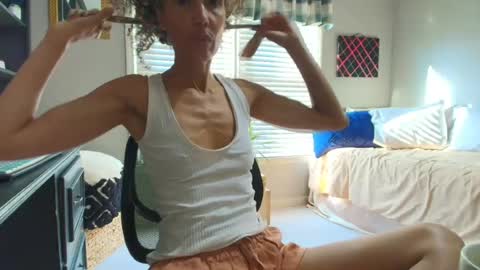 wishlist on bio online show from June 2026 10:52:01 PM
