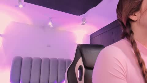 Snapshot of allicelover chatting on December 2025 11:36:02 AM ALLICE online show from December 2025 11:36:02 AM