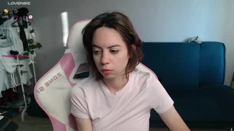 Snapshot of allie_hazie chatting on June 2026 11:51:02 PM alice online show from June 2026 11:51:02 PM