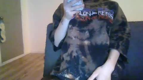 Snapshot of alliebearx chatting on January 2025 02:42:02 PM alliebearx online show from January 2025 02:42:02 PM