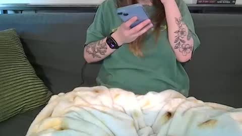 alliebearx online show from May 2026 06:34:02 PM