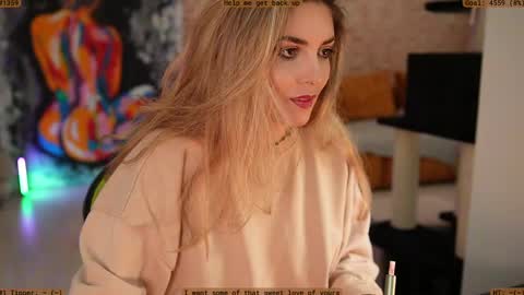 Snapshot of alliesynns chatting on February 2025 11:30:01 AM Allie online show from February 2025 11:30:01 AM