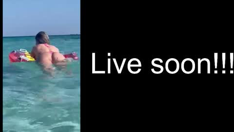 Snapshot of alliesynns chatting on September 2025 04:28:01 AM Allie online show from September 2025 04:28:01 AM