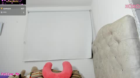 Snapshot of allison_18_ chatting on December 2024 10:34:02 AM Nana online show from December 2024 10:34:02 AM