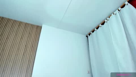 allison_fosther online show from October 2025 04:09:02 AM