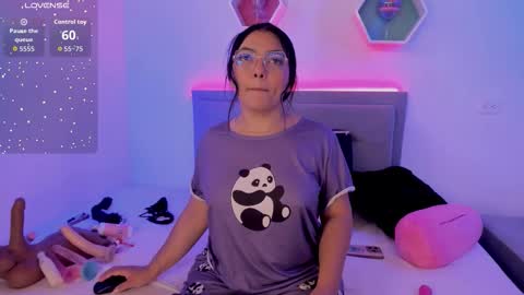 Snapshot of allison_muun chatting on February 2026 02:40:02 PM Ally online show from February 2026 02:40:02 PM