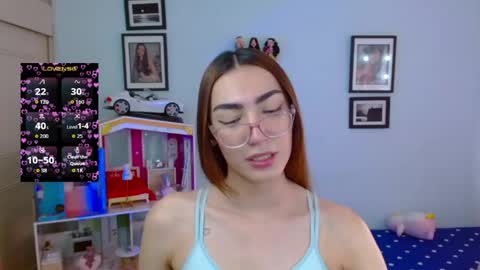 Snapshot of allisonblossom chatting on March 2026 07:41:01 PM online show from March 2026 07:41:01 PM