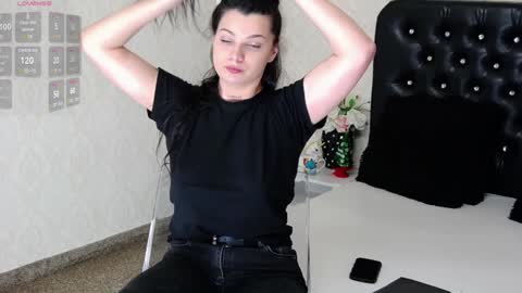 Snapshot of allisonn223 chatting on January 2025 08:16:02 PM Deea online show from January 2025 08:16:02 PM