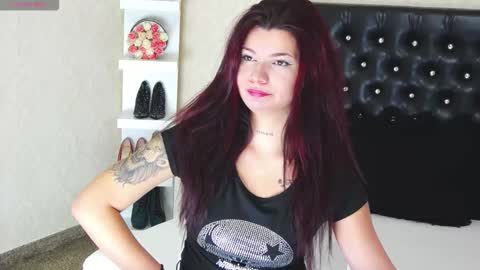 Snapshot of allisonn223 chatting on October 2025 12:37:02 PM Deea online show from October 2025 12:37:02 PM