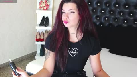 Snapshot of allisonn223 chatting on October 2025 12:27:02 PM Deea online show from October 2025 12:27:02 PM