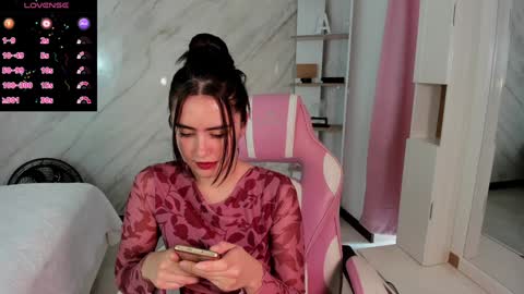 Allison Palmer online show from March 2025 03:05:02 PM