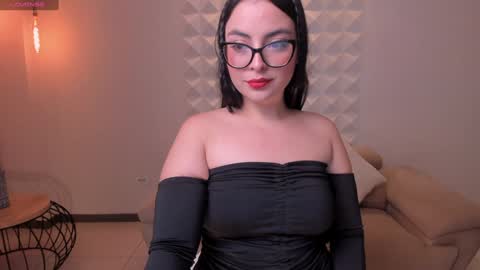 Snapshot of allisonrogersx chatting on January 2025 03:29:02 AM Allison Rogers online show from January 2025 03:29:02 AM
