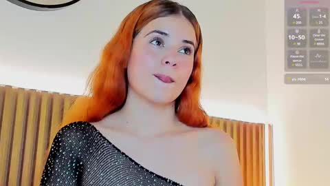 Snapshot of alliss_ginger_ chatting on January 2025 06:13:02 AM A L L I S S online show from January 2025 06:13:02 AM