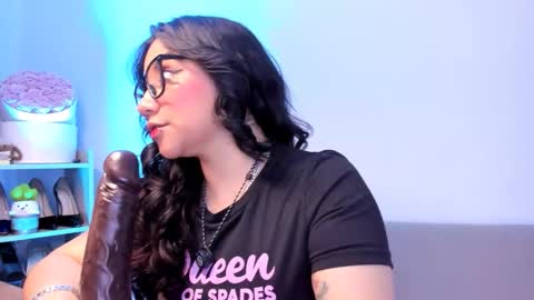 Alejandra online show from February 2026 01:43:01 PM