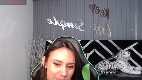 Snapshot of allisson_a chatting on February 2025 09:42:01 AM Allisson online show from February 2025 09:42:01 AM