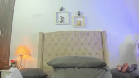 Snapshot of allisson_m chatting on January 2025 12:11:02 PM allisson online show from January 2025 12:11:02 PM