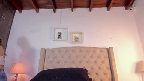 allisson online show from November 2025 12:05:01 PM