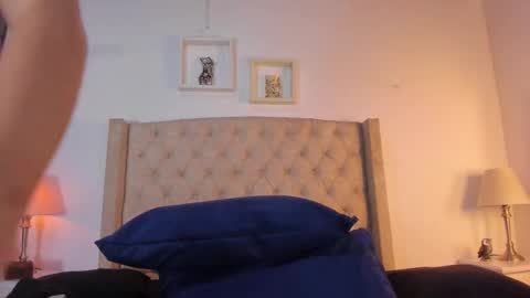 Snapshot of allisson_m chatting on November 2025 12:05:02 PM allisson online show from November 2025 12:05:02 PM