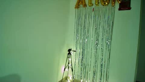 Alli online show from November 2025 04:32:02 AM