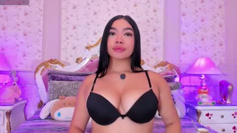 Snapshot of allissonjames chatting on October 2025 11:34:02 AM Allisson online show from October 2025 11:34:02 AM
