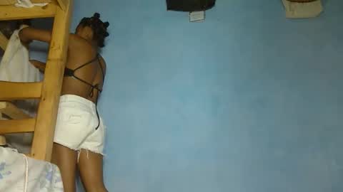 Snapshot of allizida01 chatting on November 2025 02:28:01 PM allizida01 online show from November 2025 02:28:01 PM