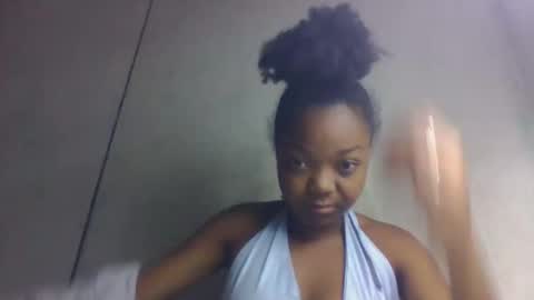 Snapshot of allizida01 chatting on May 2026 12:49:02 AM allizida01 online show from May 2026 12:49:02 AM