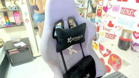 allsson_miller online show from May 2026 02:28:01 AM