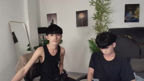 Snapshot of alluring_alpha chatting on March 2026 04:18:01 AM kim and josh online show from March 2026 04:18:01 AM