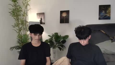 Snapshot of alluring_alpha chatting on March 2026 08:32:02 AM kim and josh online show from March 2026 08:32:02 AM