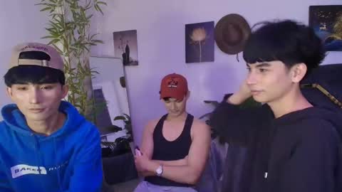 Snapshot of alluring_alpha chatting on March 2026 07:36:02 AM kim and josh online show from March 2026 07:36:02 AM