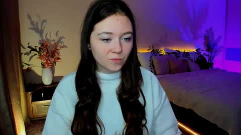 alluringeyess online show from September 2025 04:17:02 AM