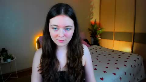 alluringeyess online show from June 2026 05:55:02 PM