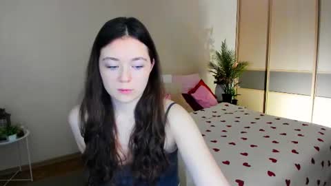 alluringeyess online show from June 2026 11:21:02 AM